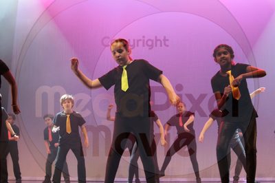 Let's Dance - Image 1990