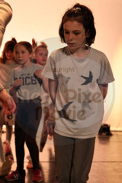 Let's Dance - Image 696A6917