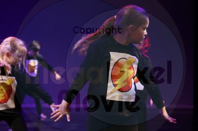 Let's Dance - Image 7398