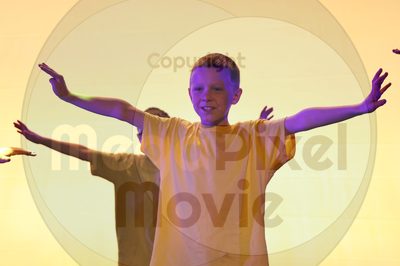 Let's Dance - Image 696A8962-2