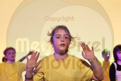 Let's Dance - Image 696A9583