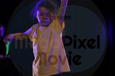Let's Dance - Image 696A9679