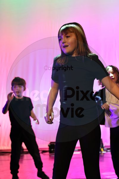 Let's Dance - Image 696A8682