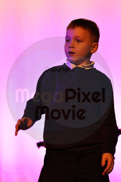 Let's Dance - Image 696A8690