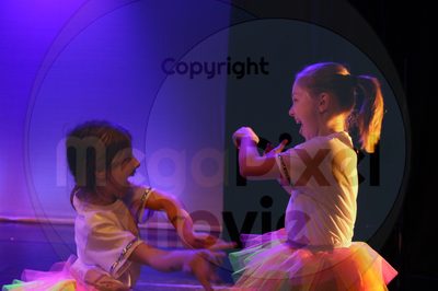 Let's Dance - Image 0668