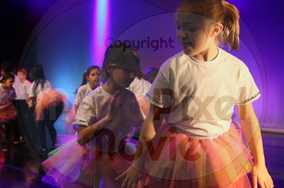 Let's Dance - Image 0864