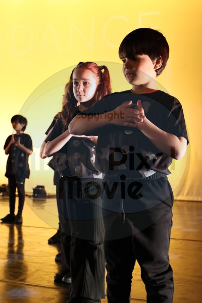 Let's Dance - Image 696A6237