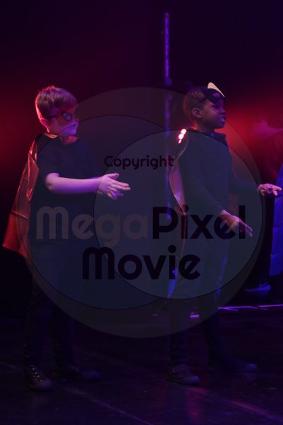 Let's Dance - Image 7338