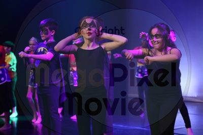 Let's Dance - Image 9703