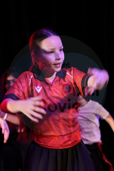 Let's Dance - Image 696A5348
