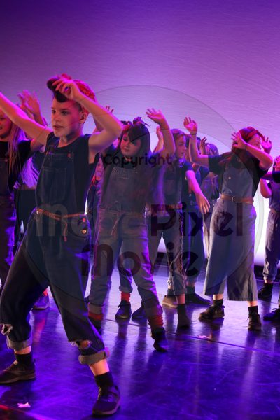 Let's Dance - Image 2408
