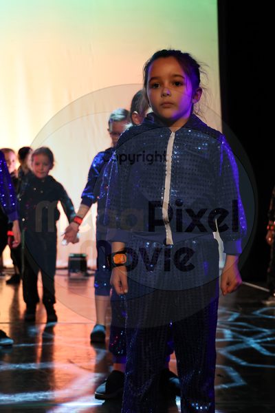 Let's Dance - Image 696A9189