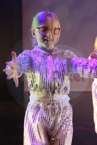 Let's Dance - Image 9135
