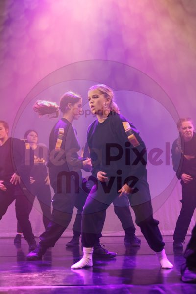 Let's Dance - Image 4982