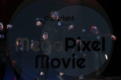 Let's Dance - Image 7556
