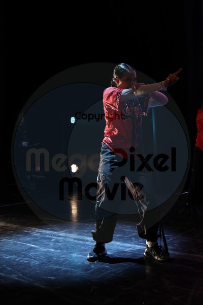 Let's Dance - Image 696A7435