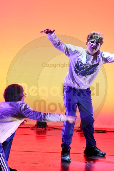 Let's Dance - Image 696A4541