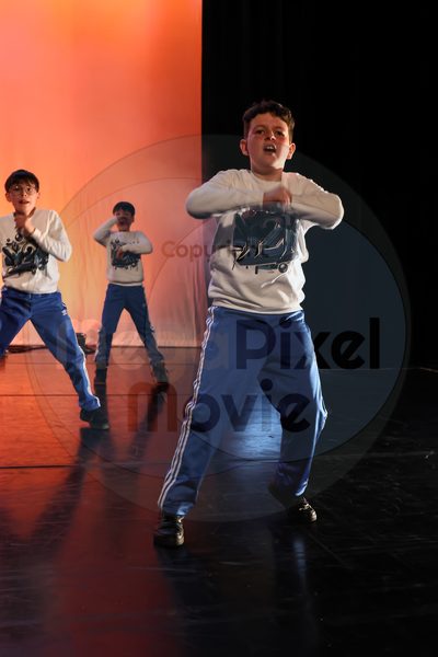 Let's Dance - Image 696A4914