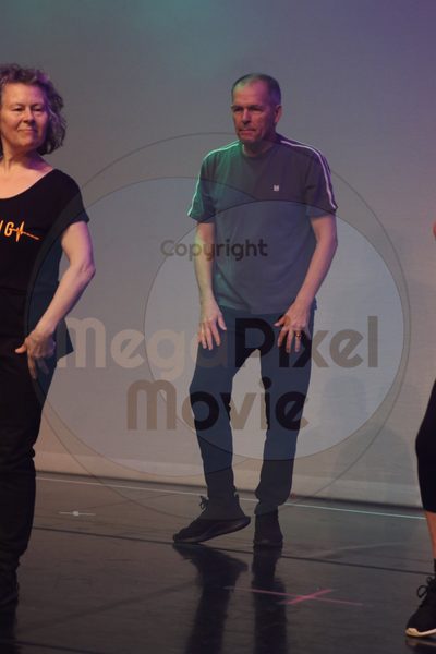 Let's Dance - Image 7325