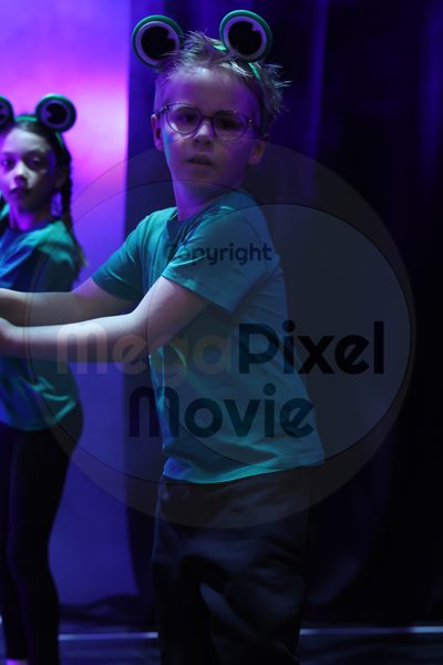 Let's Dance - Image 696A5395