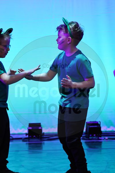 Let's Dance - Image 696A5438