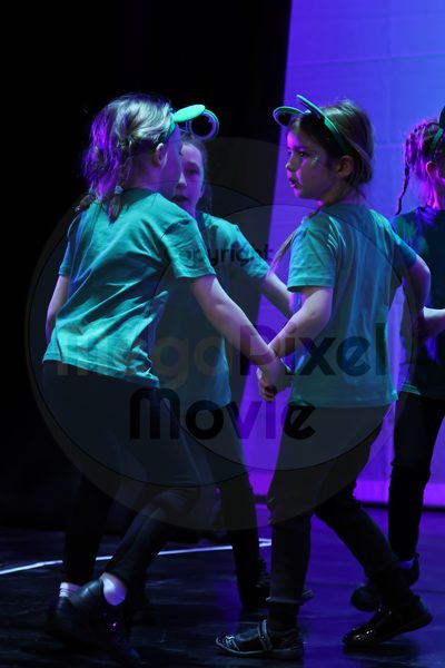 Let's Dance - Image 696A5466