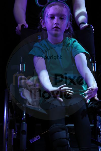 Let's Dance - Image 696A6151