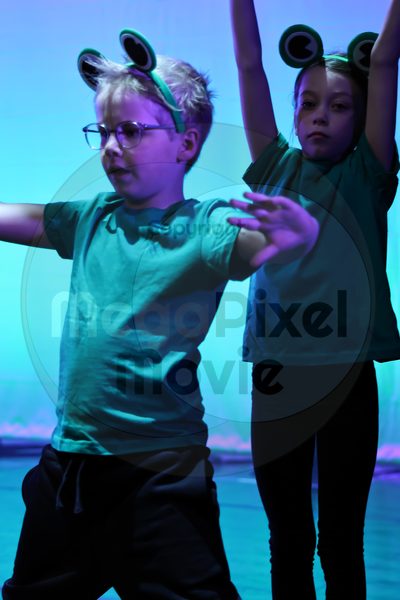 Let's Dance - Image 696A6251