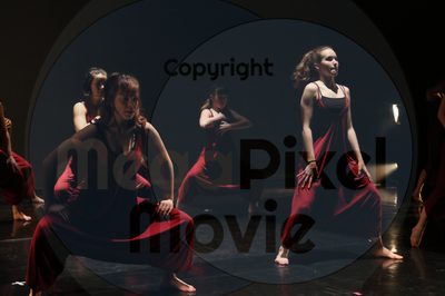 Let's Dance - Image 1874