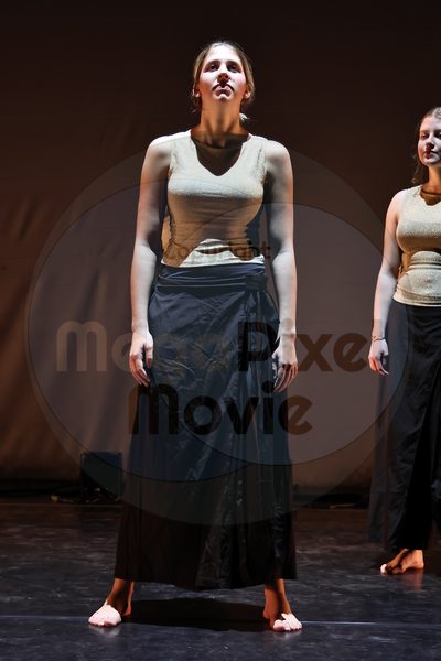 Let's Dance - Image 696A3678