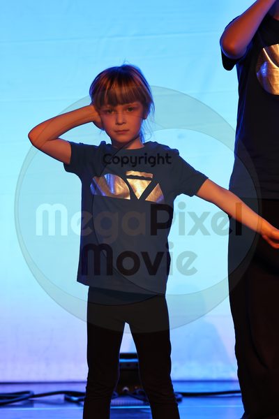 Let's Dance - Image 696A7351