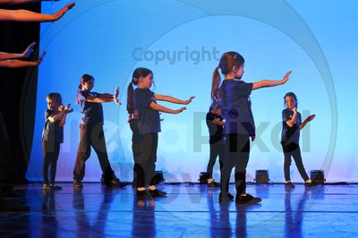Let's Dance - Image 696A7774