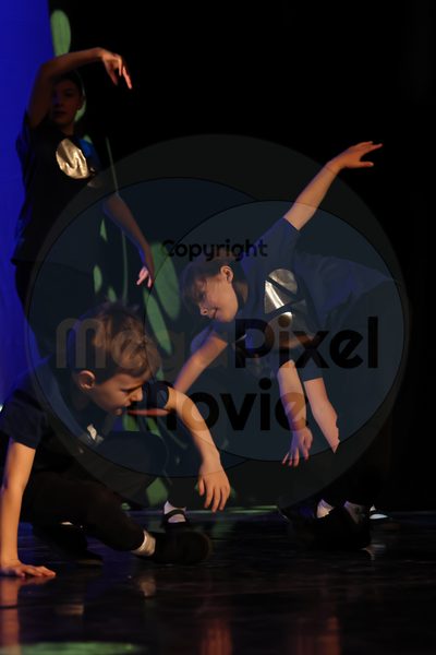 Let's Dance - Image 696A8772