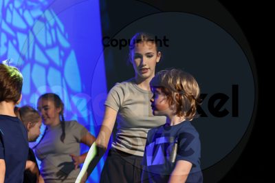 Let's Dance - Image 696A8886