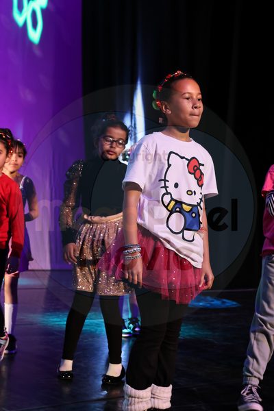 Let's Dance - Image 696A7578