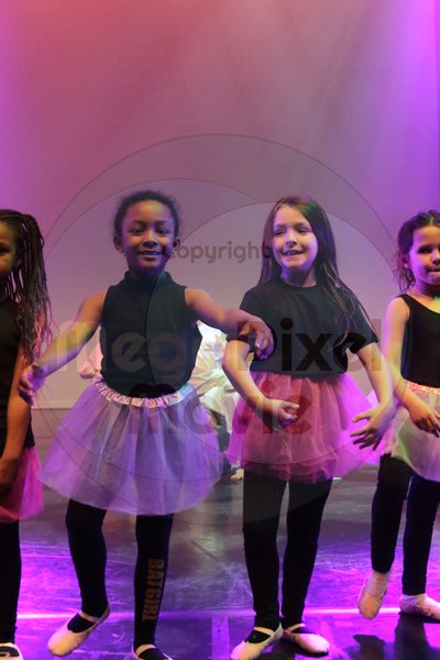 Let's Dance - Image 3082
