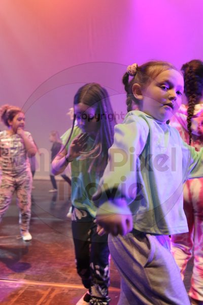 Let's Dance - Image 3190
