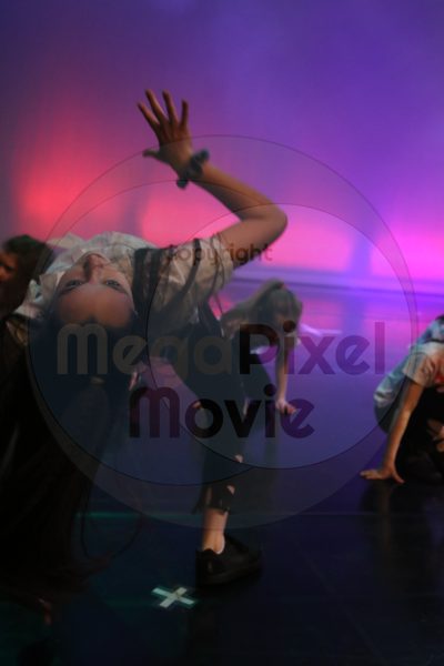 Let's Dance - Image 7745