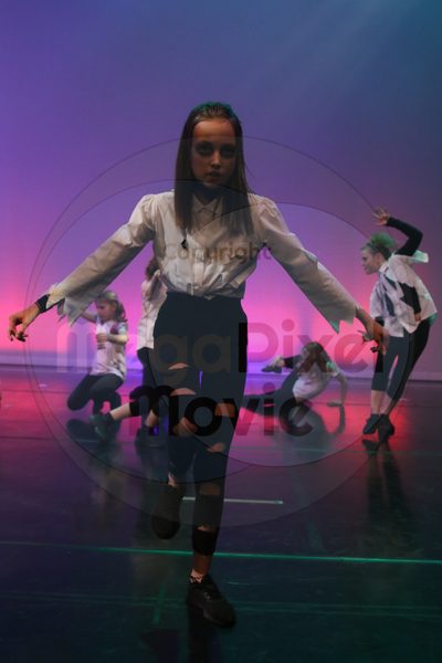 Let's Dance - Image 8216