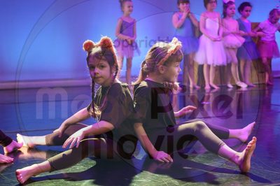 Let's Dance - Image 9381