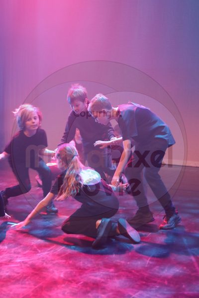 Let's Dance - Image 4229