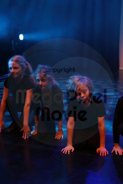 Let's Dance - Image 4433