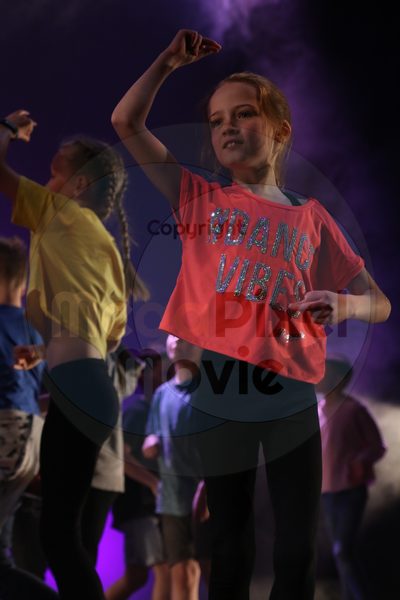 Let's Dance - Image 5411