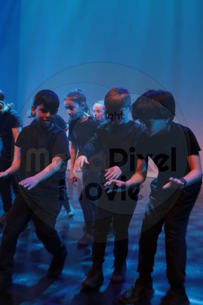 Let's Dance - Image 2192