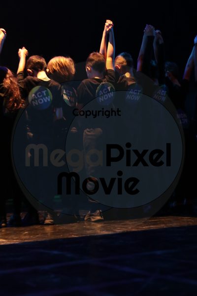 Let's Dance - Image 3884