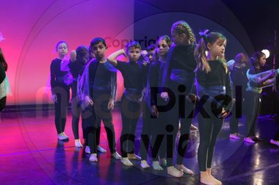 Let's Dance - Image 6172