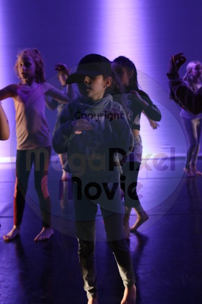 Let's Dance - Image 7127