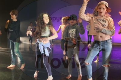 Let's Dance - Image 7438