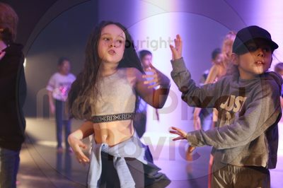 Let's Dance - Image 7441