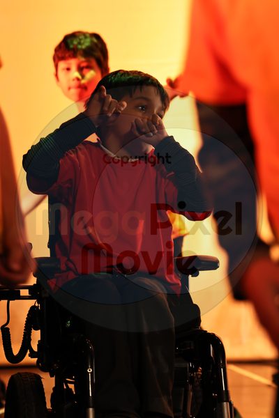 Let's Dance - Image 696A2754-2